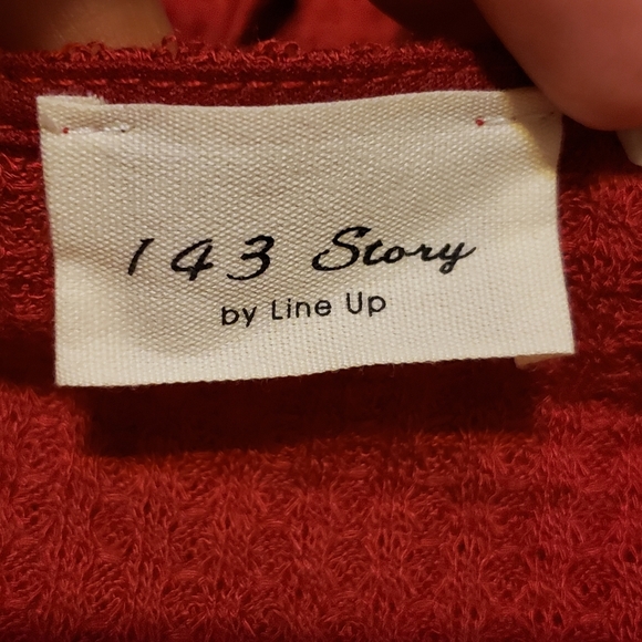 1.4.3. Story by Line Up size Small - Picture 5 of 6